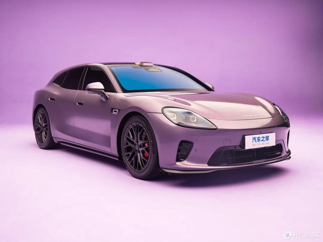 华为×广汽!启境首款车型GT7发布:最智能的豪华猎装?
