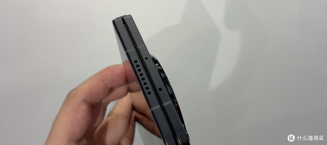 OPPO Find N6测评:现场折到手抽筋看折痕