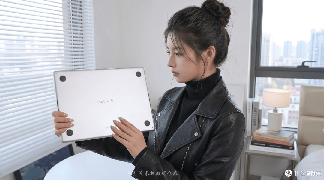 性能超越5080桌面端 M5 Max的MacBook Pro体验 4万多就能拥有