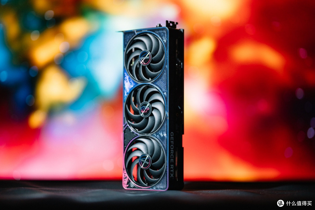 iGame GeForce RTX 5070 Ti Ultra OC SFF评测:暗色系新花样