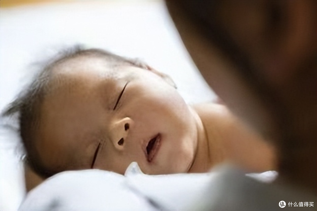 新生儿认妈的方式,比想象的更戳心:他看不见你,却记得如何爱你