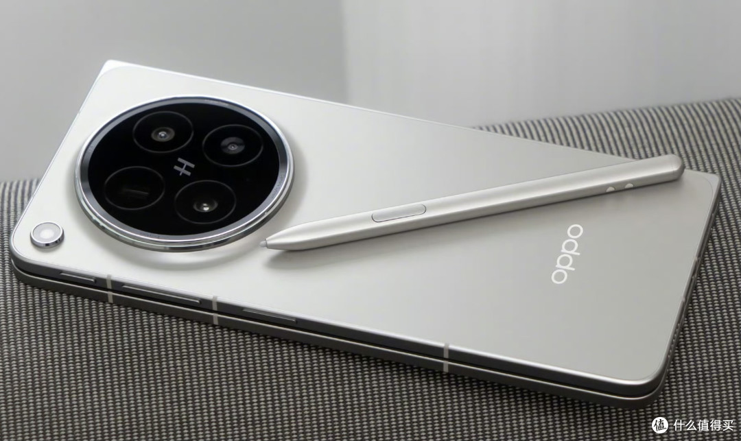 荣耀Magic V6和OPPO Find N6怎么选?看完全面对比,你就不纠结了