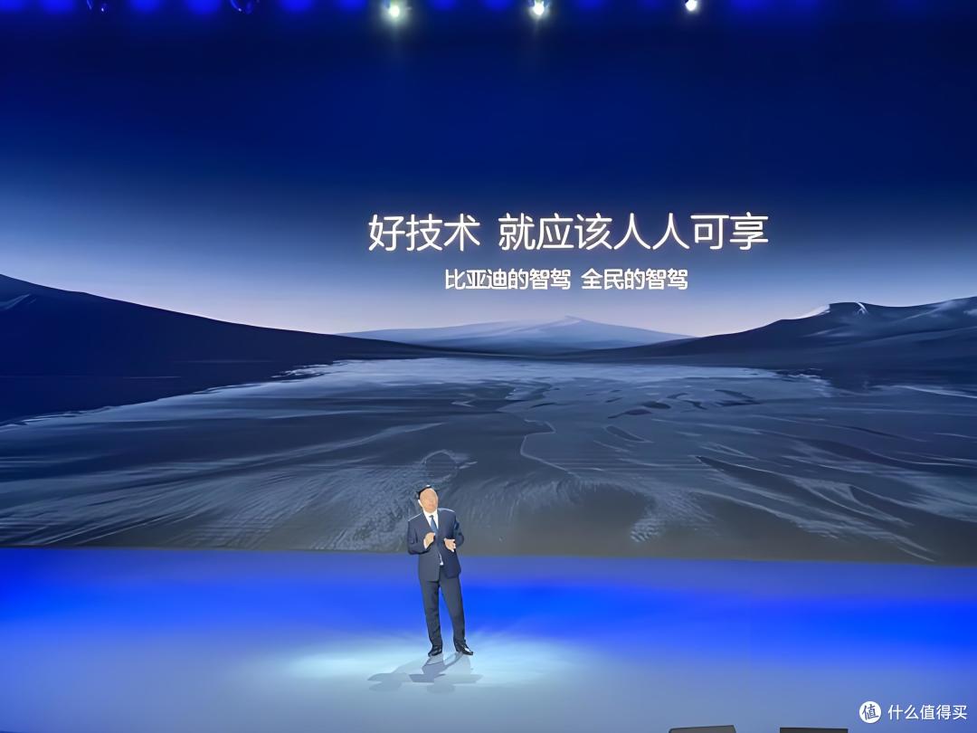 比亚迪四大王炸底层逻辑:全产业链闭环,改写全球新能源竞争规则