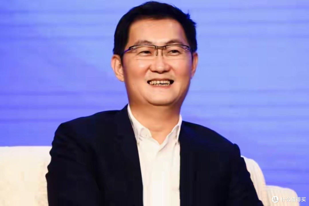 腾讯控股净利润2298亿元,负债7979亿元,人均薪酬112.8万元