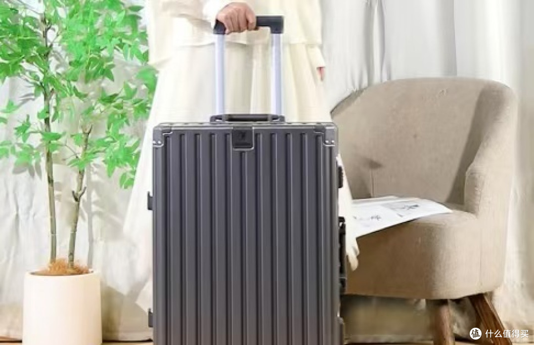 登机行李箱哪个品牌质量好?防爆/抗压对比内有Gakior90分推荐款