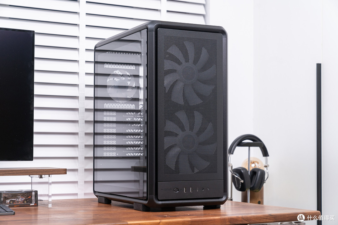 紧凑中塔新范式,酷冷 MasterFrame 500 Mesh 装机展示