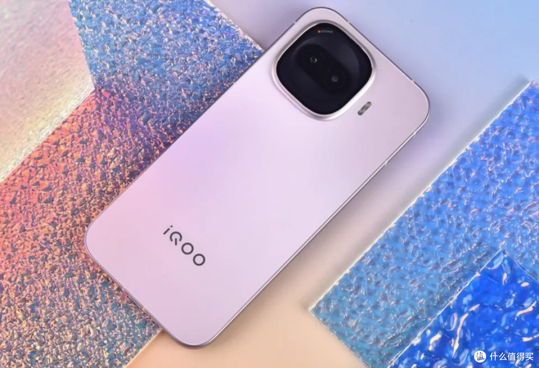 16GB+512GB,涨价后依然“值得买”的3款手机,性价比几乎零差评