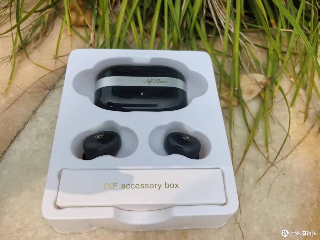 【iKF 楼兰】雅典黑豆式降噪耳机，颜值与音质的双重极致体验
