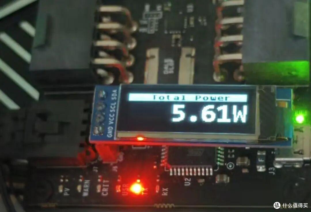 长江存储PC550固态硬盘测试,满载功耗不到6W,速度突破11800MB/s