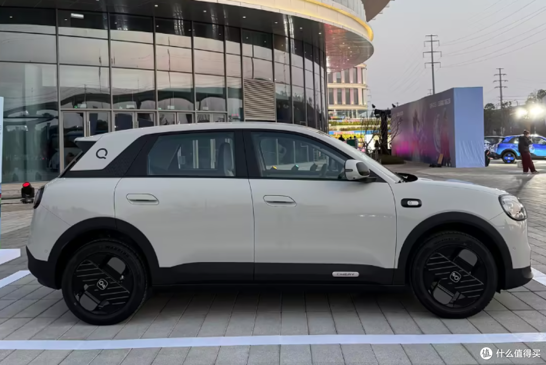 奇瑞全新QQ3深度解析:3万级“国民代步神车”的华丽回归