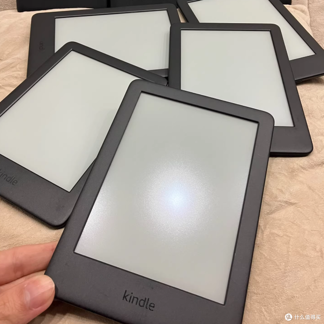 Kindle阅读器跌下神坛,200多块的泡面盖还值不值得买?