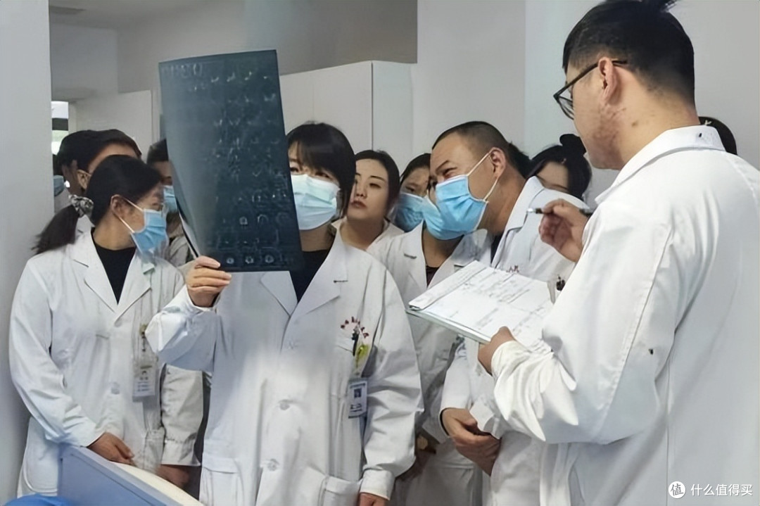 山河隔不断,医心赴和田—北京同仁堂医养援疆医疗队书写边疆故事