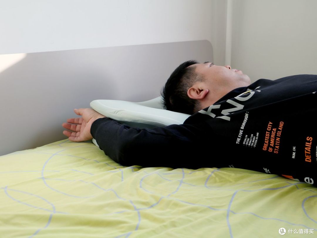 荷叶造型+恒温热敷!添眠荷叶护颈枕让久坐党告别脖颈不适