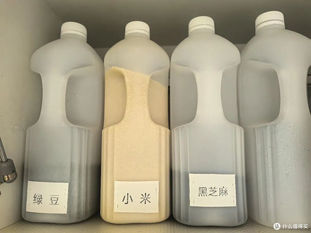 被年轻人“牛奶包装”用法惊到了！以为是垃圾，没想到用途这么广