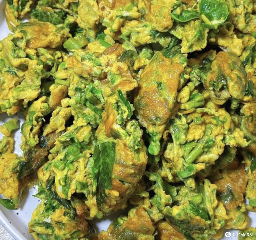 香椿炒鸡蛋:春日餐桌的清新美味