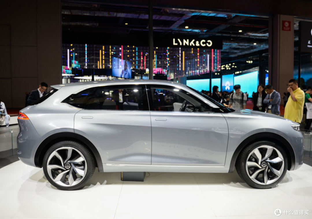 正道K550：概念展台上的“未来骑士”，从未降临的增程SUV