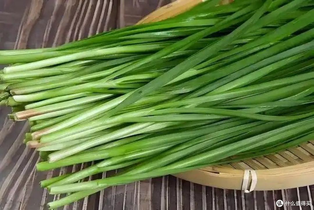 春分吃春菜，你家乡的春菜是韭菜、荠菜还是香椿？