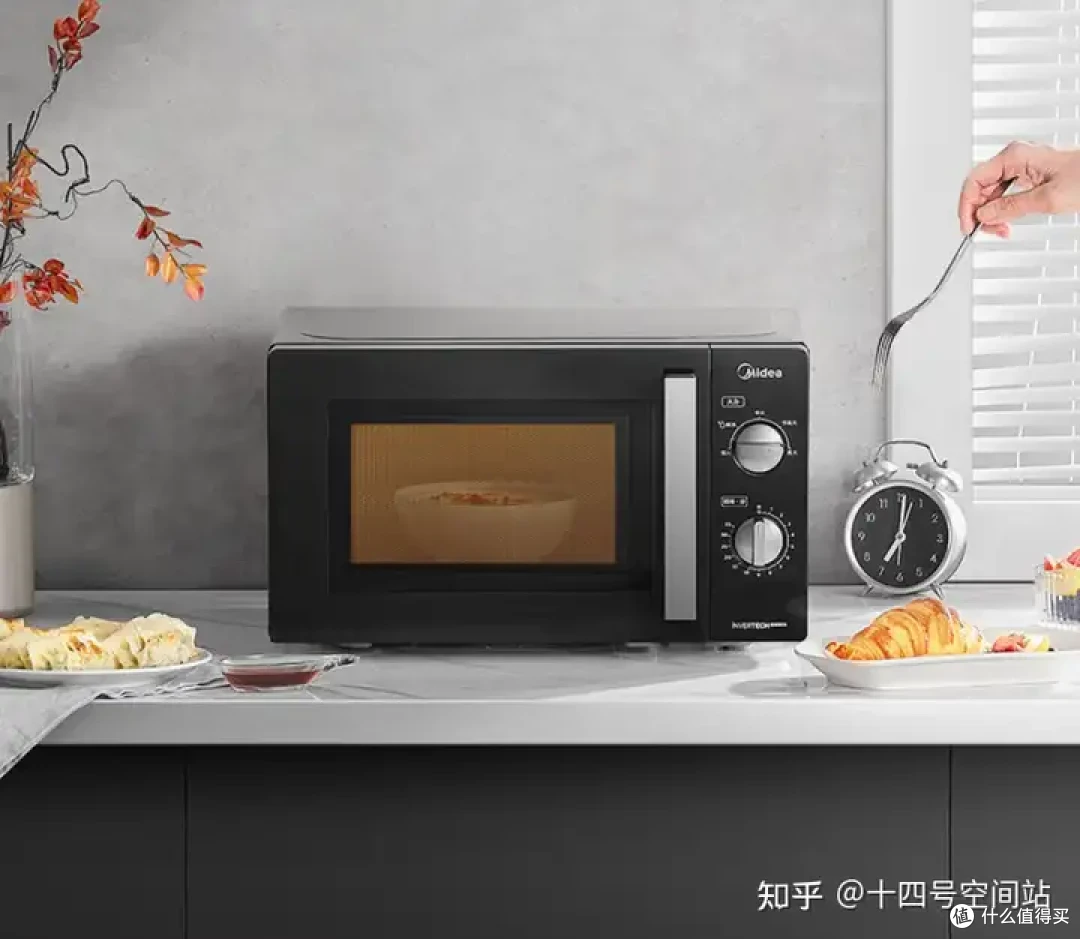 小白如何选择微波炉?朝九晚六的打工族,这样选不踩坑