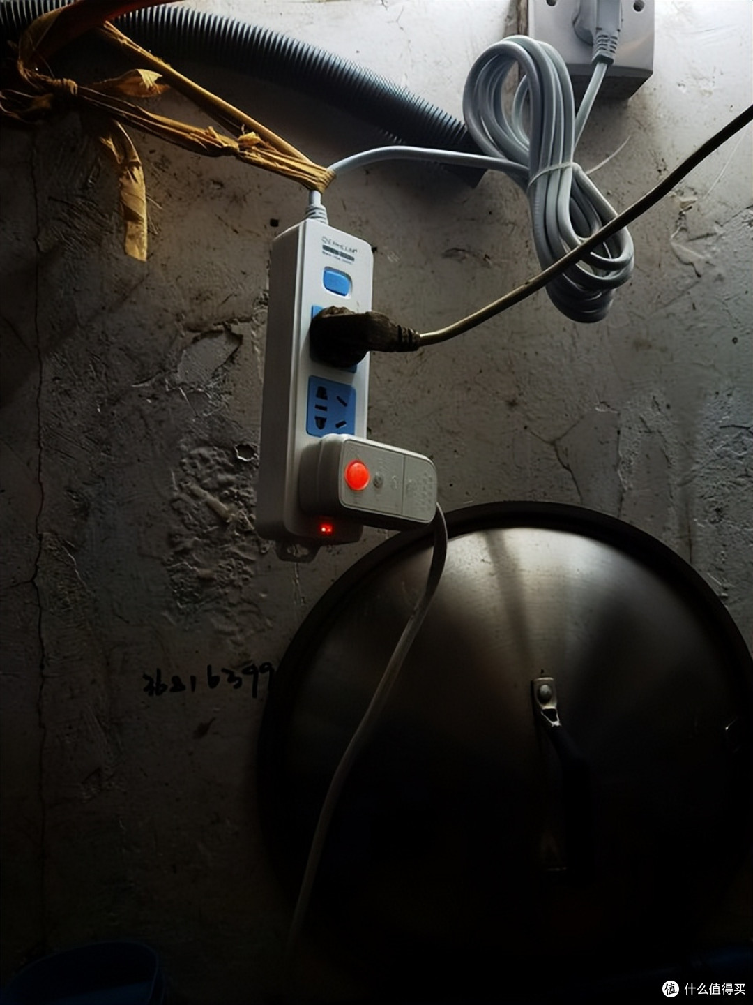 热水器不用时,要不要拔掉电源?听完电工师傅说完,我才恍然大悟