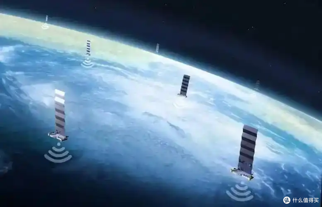 下降70公里!星链卫星大规模降轨,绝非只为提速,背后藏三重博弈