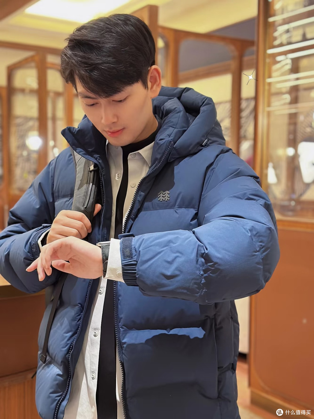 中年人最爱的中产羽绒服品牌,高级上档次,比始祖鸟更有性价比!