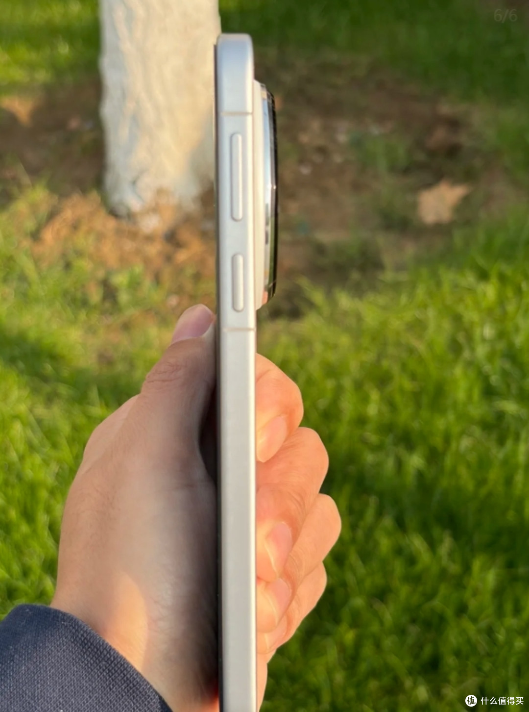 华为Mate 80和vivo X300到底咋选?200差距,体验侧重点完全不同