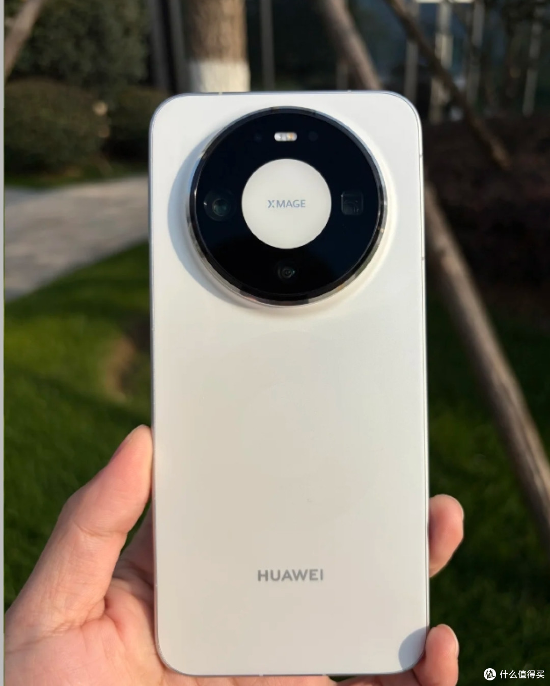 华为Mate 80和vivo X300到底咋选?200差距,体验侧重点完全不同