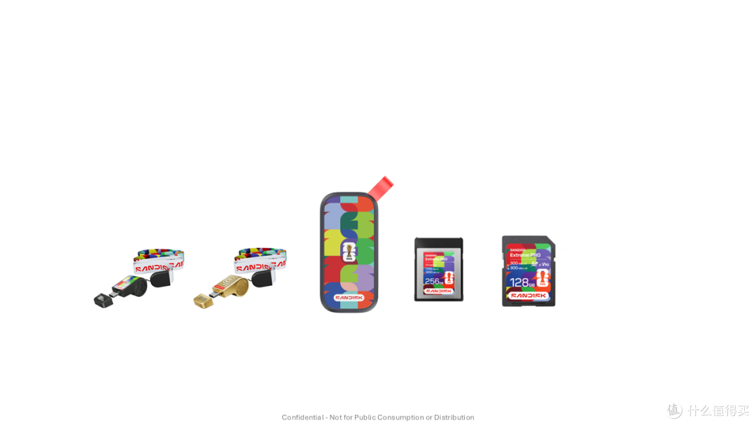 < 闪迪®FIFA World Cup 2026™官方授权产品系列 >
