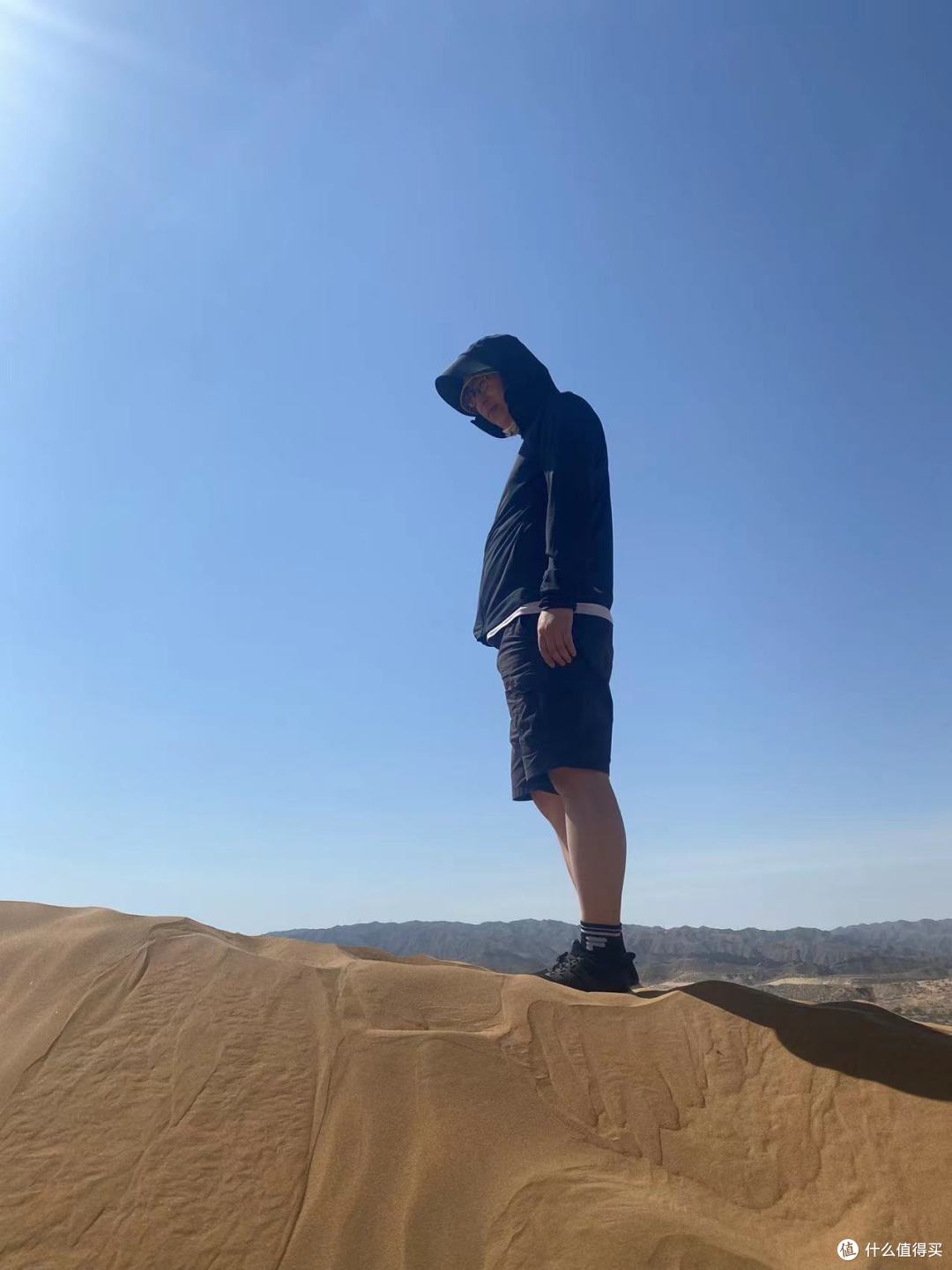 夏日防晒图鉴:四款防晒衣,承包你一整个夏天的清爽与安心