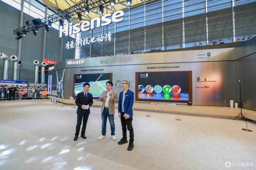AWE斩获金奖!海信RGB-Mini LED超旗舰新品UX2026款为啥这么顶?