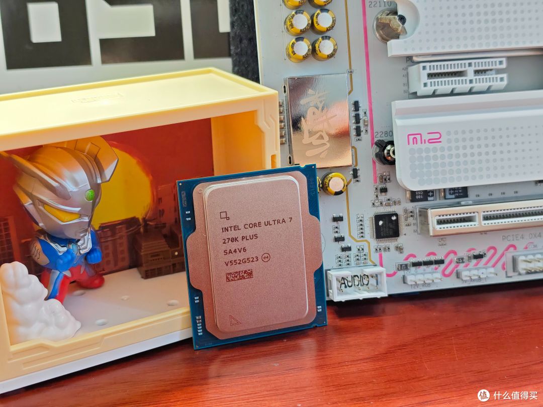 英特尔 酷睿 Ultra 7 270K Plus+Z890 ULTRA-S:次旗舰平替285K?