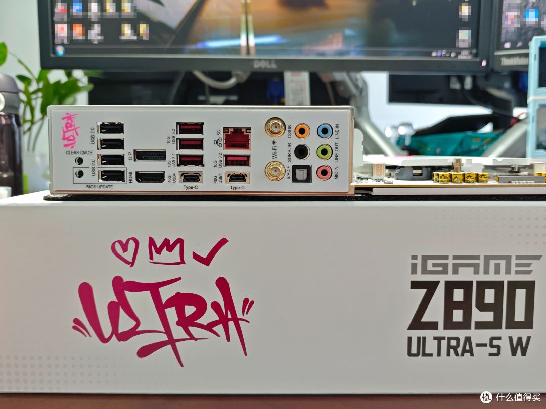 英特尔 酷睿 Ultra 7 270K Plus+Z890 ULTRA-S:次旗舰平替285K?