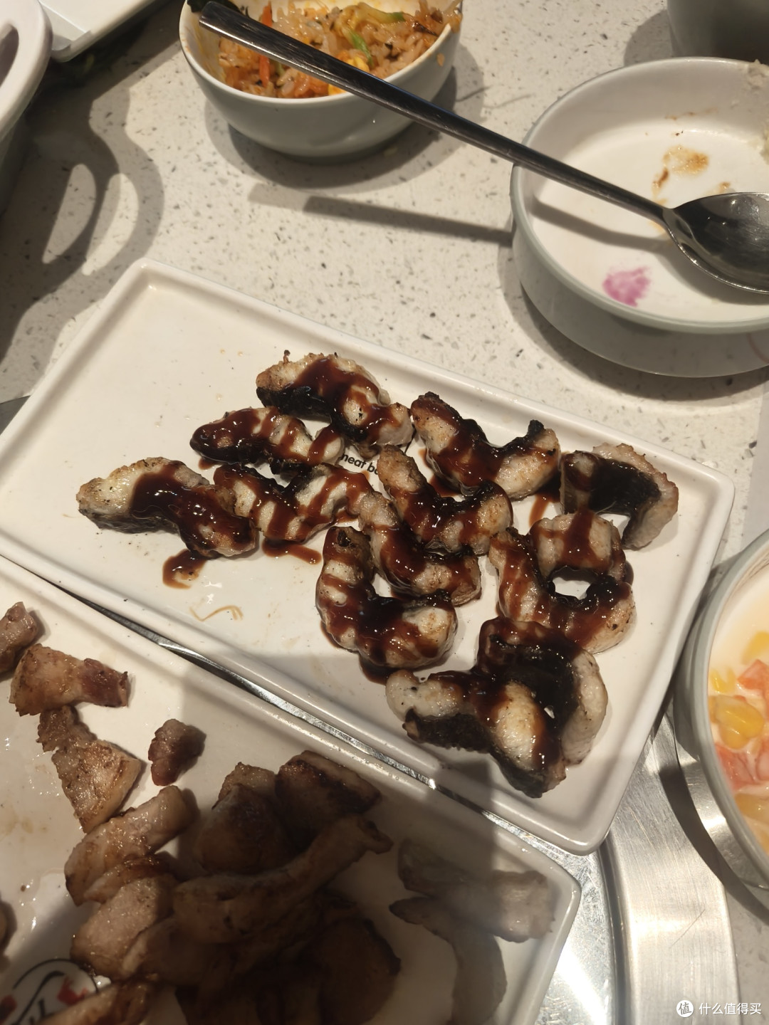 当当当，就是这烤鳗鱼，差不多一盘都是我吃的