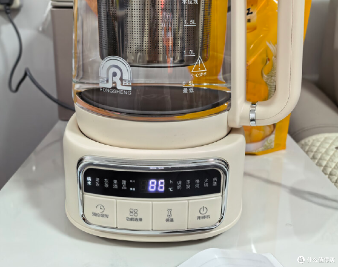 怕水垢怕异味?家用电热水壶哪个品牌好?十大公认最好烧水壶推荐