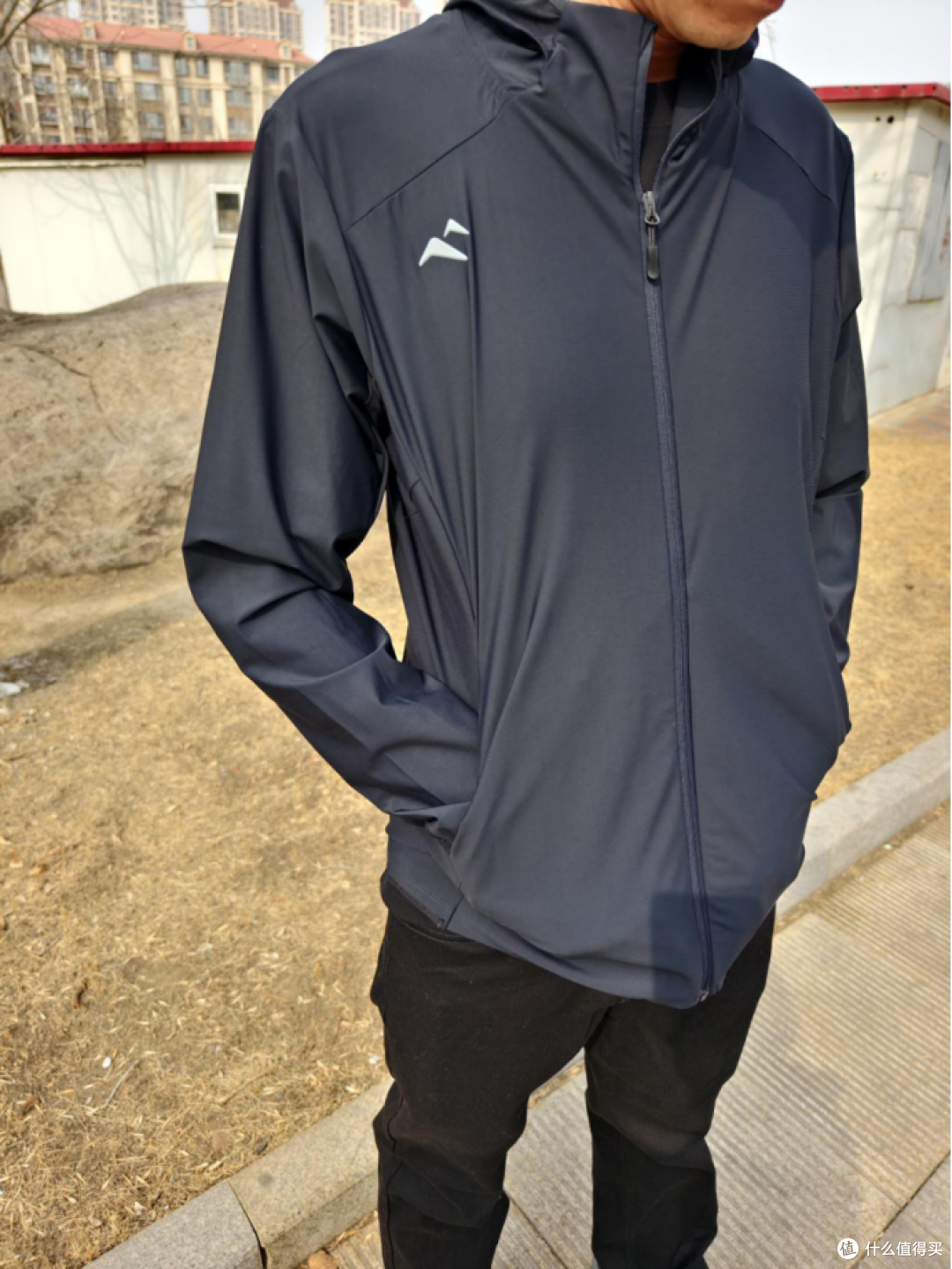 测北归线、探拓等4款防晒衣,没想到最冷门的它竟然赢了!