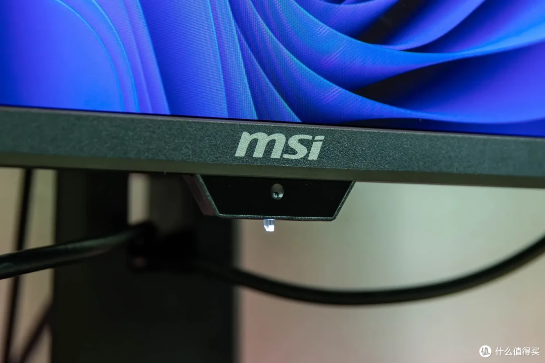 500Hz超高刷新率OLED显示器，微星MPG 271QR QD-OLED X50流光评测