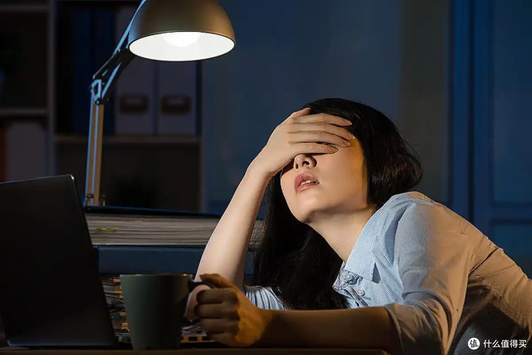 别被12点、1点骗了！真正熬夜的标准出炉，90%的人都理解错了！