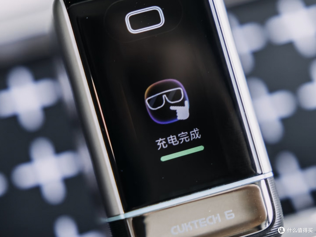 会“表达”的充电头,酷态科6 Ultra有点意思