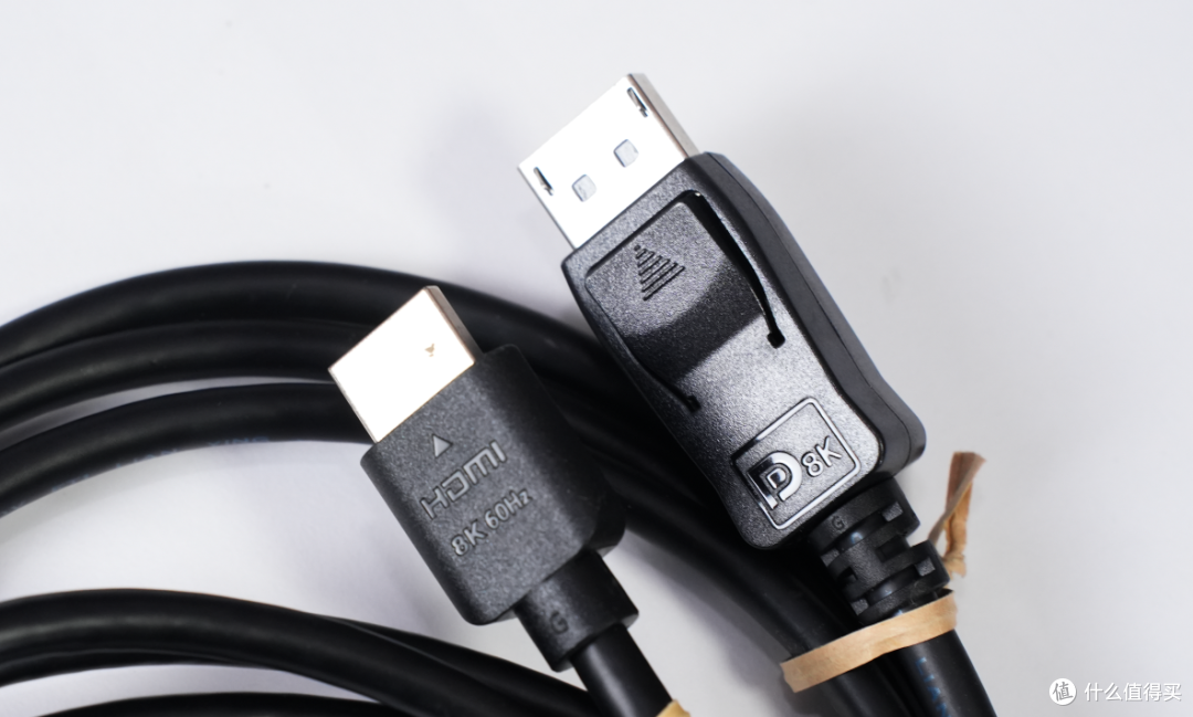 技嘉MO32U24 QD-OLED显示器评测:4K电竞与专业创作的全能旗舰