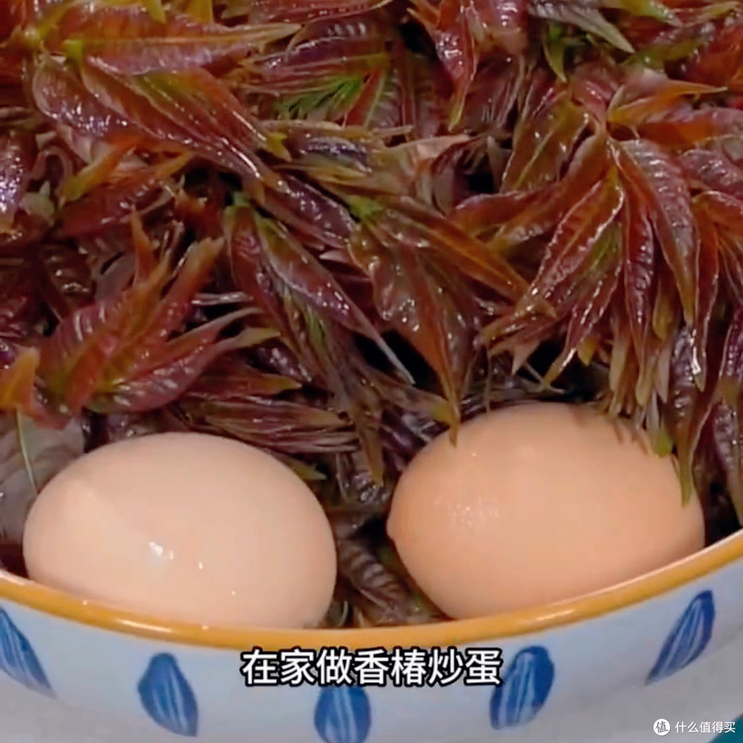 香椿炒鸡蛋,一口咬下整个春天的鲜!