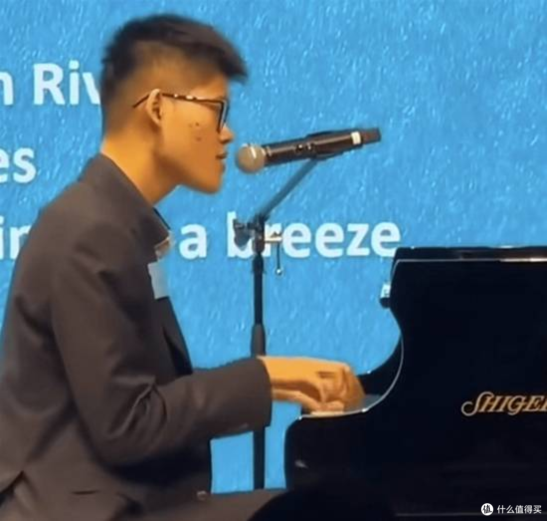 巅峰弃演息影!TVB戏骨苦守16年,把重度自闭症儿子养成钢琴家!