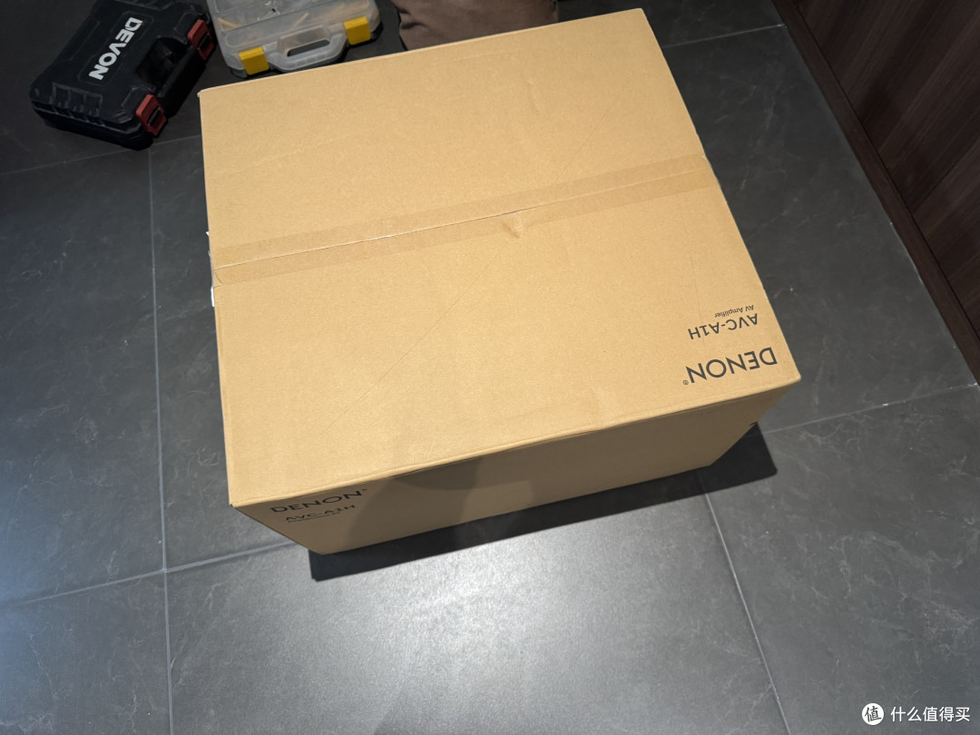 一个执念到一间小黑屋,9.4.6家庭影院落地