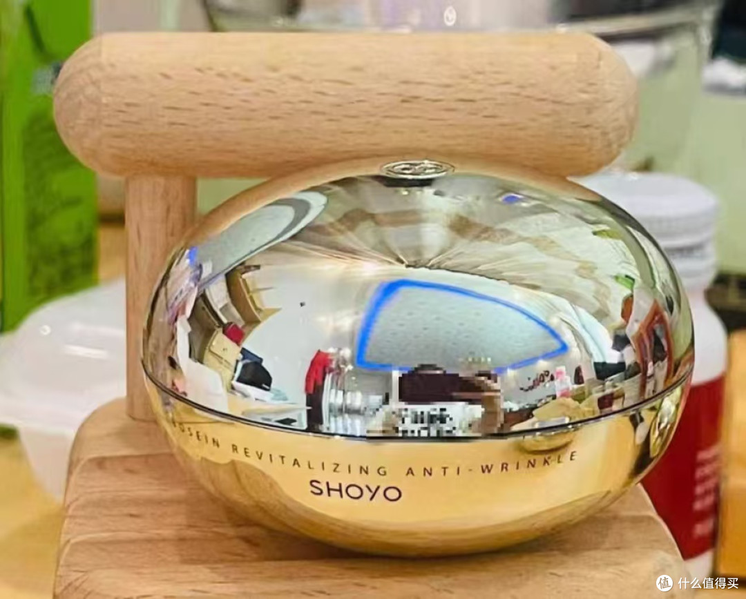 轻氧玻色因精雕绷带霜,肌肤紧致淡纹