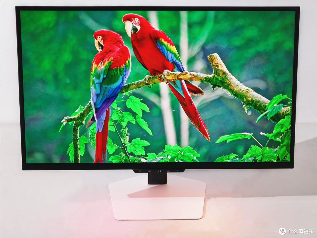 泰坦军团 X276S+实测,白色外观还自带灯效的高颜值27英寸显示器