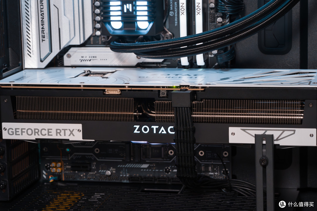 分形工艺North XL_铭瑄终结者 Z890-A WiFi_索泰 RTX 5070Ti 天启
