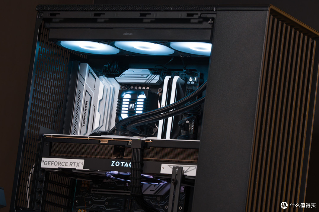 分形工艺North XL_铭瑄终结者 Z890-A WiFi_索泰 RTX 5070Ti 天启