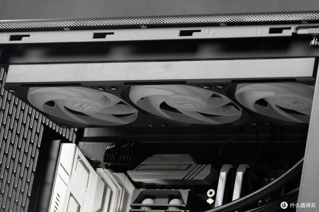 分形工艺North XL_铭瑄终结者 Z890-A WiFi_索泰 RTX 5070Ti 天启