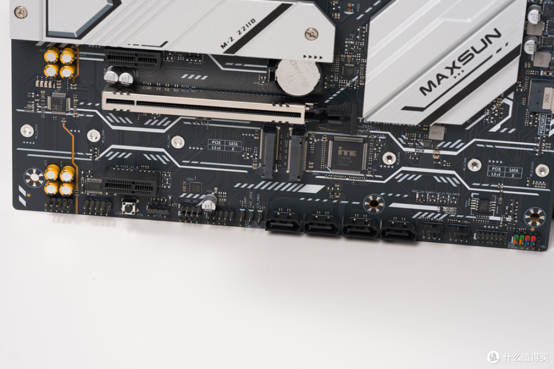 分形工艺North XL_铭瑄终结者 Z890-A WiFi_索泰 RTX 5070Ti 天启