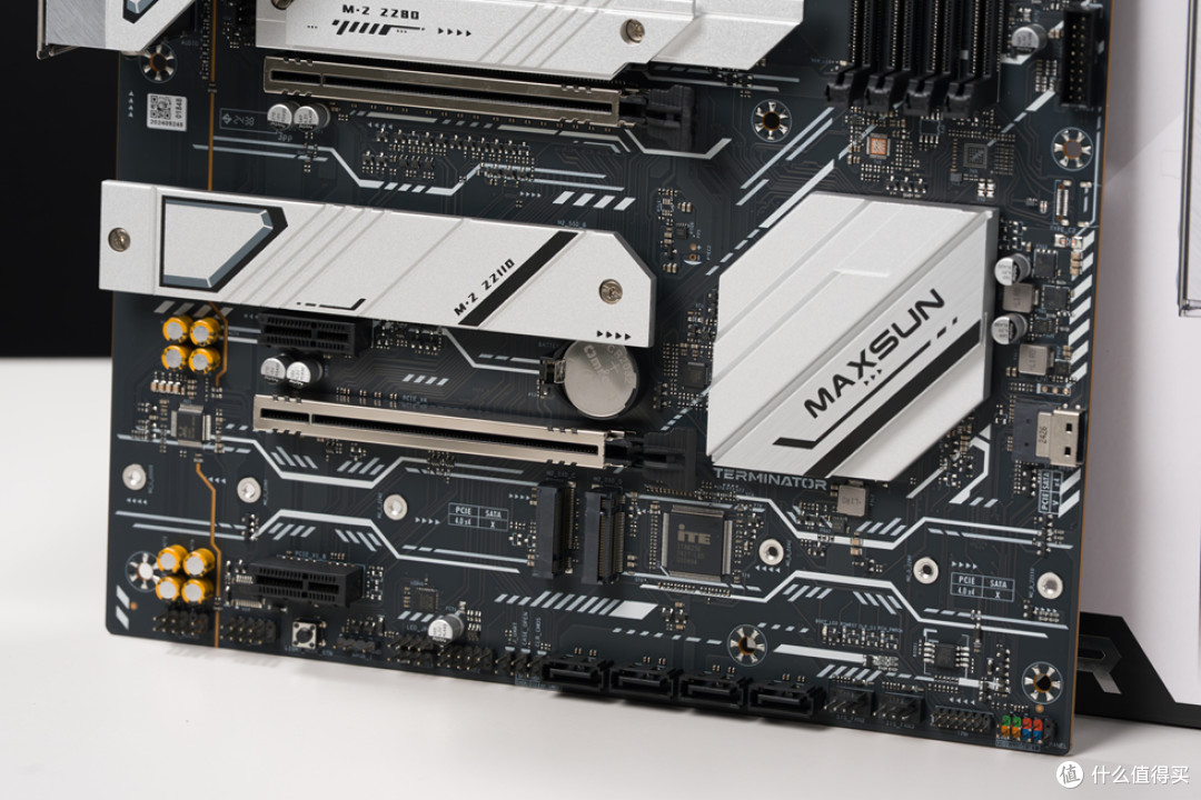分形工艺North XL_铭瑄终结者 Z890-A WiFi_索泰 RTX 5070Ti 天启