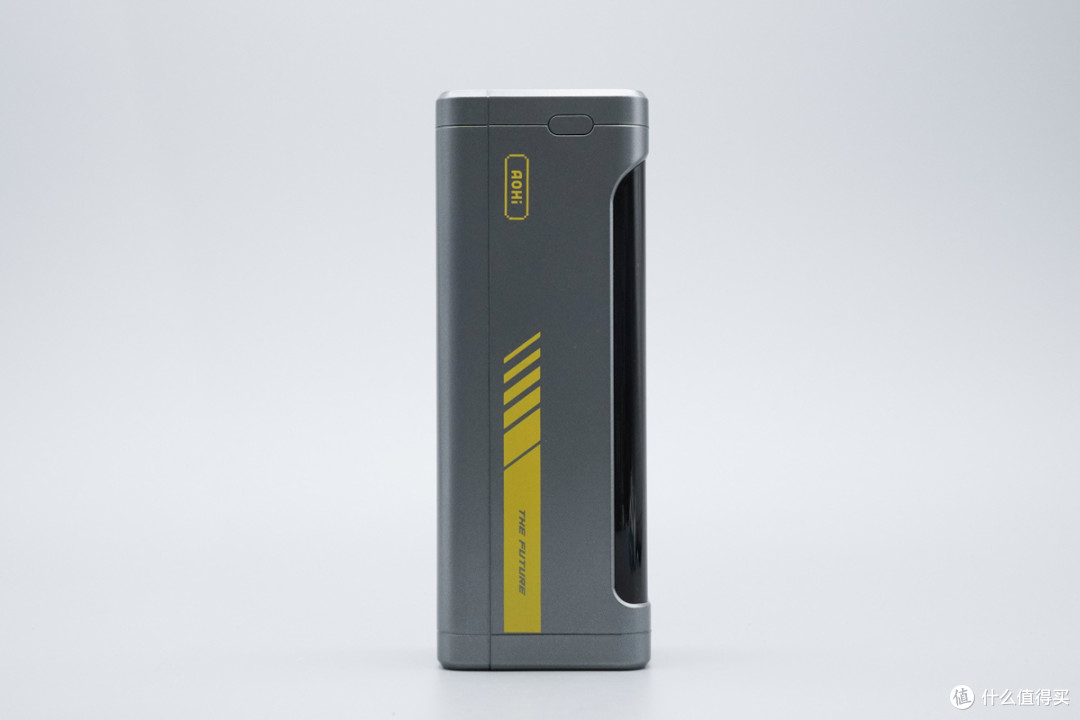 三口满速不虚标!Aohi奥海310W星舰Pro移动电源评测